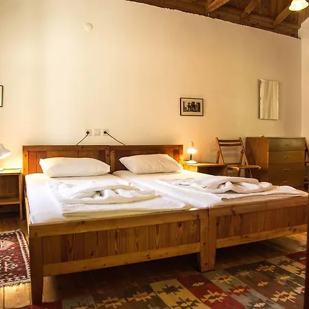 Dostlar テキロヴァ